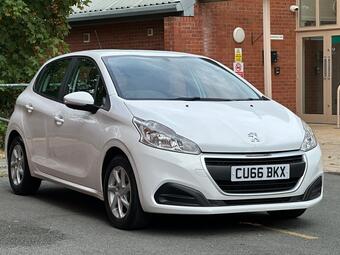Peugeot 208 Hatchback 1.5 BlueHDi Tech Edition Euro 6 (s/s) 5dr