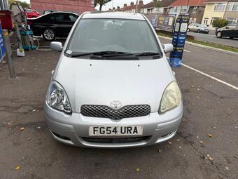 2005 YARIS 1.3 VVT I T SPIRIT 5DR 8 PHOTOS TOYOTA YARIS 1.3 VVT... photo