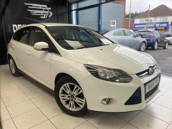 2014 FOCUS 1.6 TDCI TITANIUM NAVIGATOR EURO 5 S S 5DR 43 PHOTOS FORD... photo