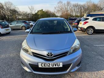 2012 YARIS 1.33 DUAL VVT I TR EURO 5 5DR 11 PHOTOS TOYOTA YARIS... photo