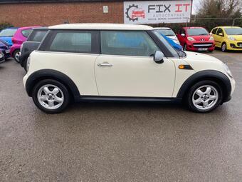 MINI Hatch Hatchback 1.6 One Euro 5 3dr