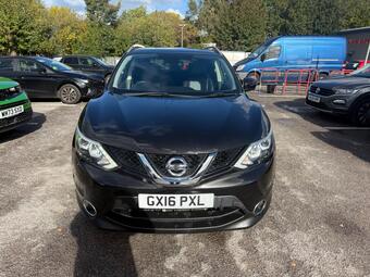 Nissan Qashqai SUV 1.6 dCi Tekna XTRON 2WD Euro 6 (s/s) 5dr