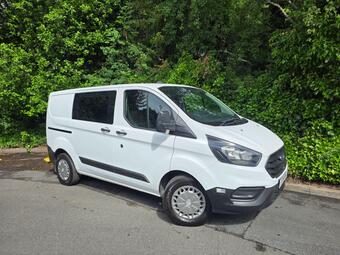 Ford Transit Custom Combi Van 2.0 ECOBLUE 320 DCIV CREW VAN EURO6 SWB