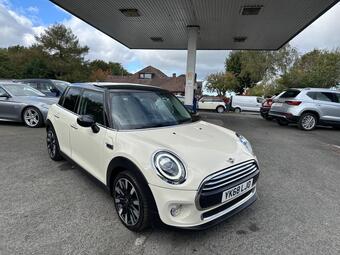 MINI Hatch Hatchback 1.5 Cooper Exclusive Euro 6 (s/s) 5dr