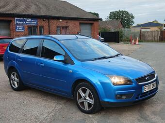 Ford Focus Estate 2.0 Titanium 5dr