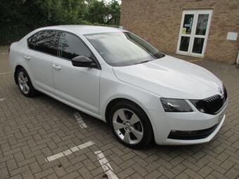 Skoda Octavia Hatchback 1.5 TSI ACT SE Drive DSG Euro 6 (s/s) 5dr