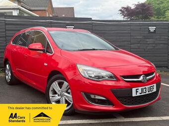 Vauxhall Astra Estate 2.0 CDTi SRi Sports Tourer Auto Euro 5 5dr
