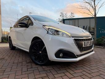 2017 Peugeot 208 1.2 PureTech Black Edition Euro 6 3dr 31 Photos photo