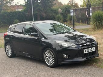 Ford Focus Hatchback 1.0T EcoBoost Zetec S Euro 5 (s/s) 5dr