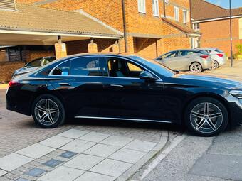 Mercedes-Benz E Class Saloon 2.0 E300de 25.4kWh AMG Line (Premium) G-Tronic Euro 6 (s/s) 4dr