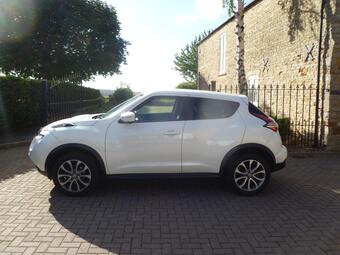 Nissan Juke SUV 1.2 DIG-T Tekna Euro 6 (s/s) 5dr