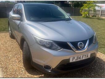 Nissan Qashqai SUV 1.2 DIG-T Acenta Premium 2WD Euro 5 (s/s) 5dr