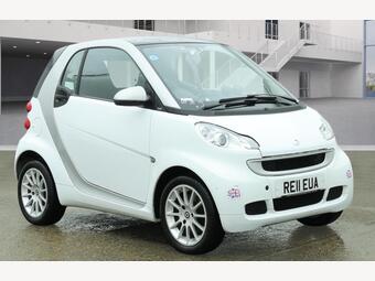2011 FORTWO 1.0 PASSION SOFTTOUCH EURO 5 2DR 12 PHOTOS SMART FORTWO 1.0 PASSION... photo