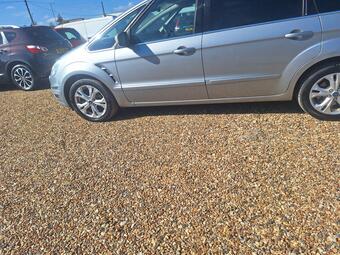 Ford S-Max MPV 2.0 TDCi Titanium Euro 5 5dr