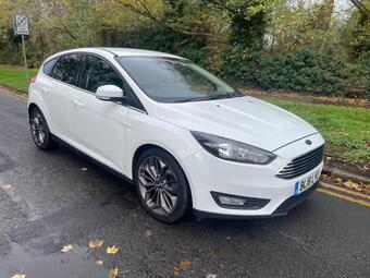 Ford Focus Hatchback 1.0T EcoBoost Zetec Edition Euro 6 (s/s) 5dr