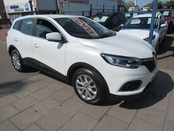 Renault Kadjar SUV 1.3 TCe Play EDC Euro 6 (s/s) 5dr