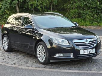 Vauxhall Insignia Estate 2.0 CDTi Elite Nav Sports Tourer Auto Euro 5 5dr