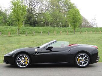 Ferrari California Convertible 4.3 F1 DCT Euro 5 2dr