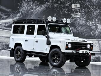 Land Rover Defender 110 SUV 2.2 TDCi County Station Wagon 4WD MWB Euro 5 5dr