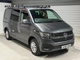 Volkswagen Transporter Combi Van 2.0 TDI T30 Highline Kombi DSG FWD SWB Euro 6 (s/s) 5dr