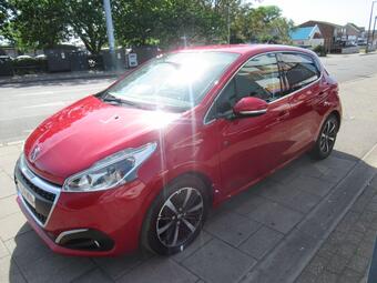 Peugeot 208 Hatchback 1.2 PureTech Tech Edition Euro 6 (s/s) 5dr