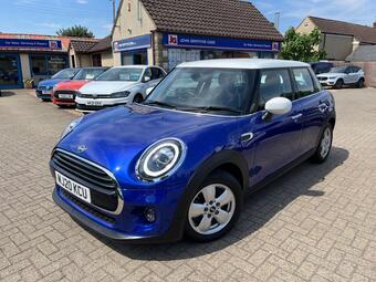 MINI Hatch Hatchback 1.5 Cooper Classic Euro 6 (s/s) 5dr