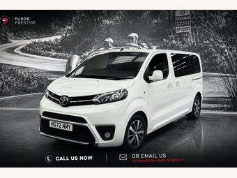Toyota PROACE Verso MPV 2.0D Family Medium MPV Auto MWB Euro 6 (s/s) 5dr (8 Seat)