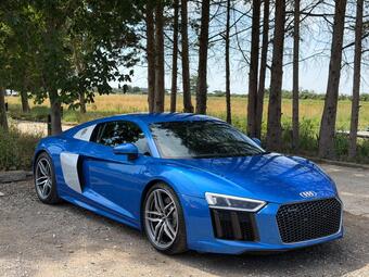 Audi R8 Coupe 5.2 FSI V10 S Tronic quattro Euro 6 (s/s) 2dr