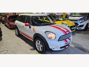 MINI Countryman SUV 1.6 Cooper Euro 5 (s/s) 5dr