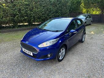 Ford Fiesta Hatchback 1.25 Zetec Euro 5 5dr