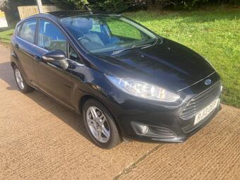 Ford Fiesta Hatchback 1.0 Zetec Euro 5 (s/s) 5dr