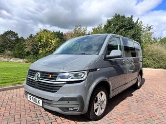 Volkswagen Transporter Combi Van 2.0 TDI T32 Highline Kombi DSG FWD SWB Euro 6 (s/s) 5dr