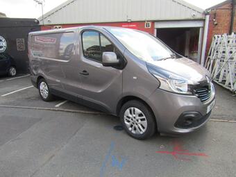 Renault Trafic Panel Van 1.6 dCi ENERGY 27 Sport SWB Standard Roof Euro 5 (s/s) 5dr