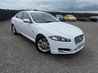 Jaguar XF Saloon 2.2d Premium Luxury Auto Euro 5 (s/s) 4dr