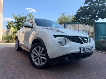 Nissan Juke SUV 1.6 Acenta Premium Euro 5 (s/s) 5dr