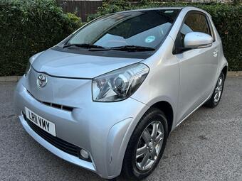 Toyota iQ Hatchback 1.0 VVT-i 2 Euro 5 3dr