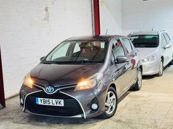 2015 YARIS 1.5 VVT H ICON E CVT EURO 6 5DR 23 PHOTOS TOYOTA... photo