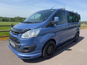 Ford Tourneo Custom Minibus 2.2 300 TDCi Limited L1 Euro 5 (s/s) 5dr