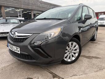 Vauxhall Zafira Tourer MPV 1.6 CDTi ecoFLEX Design Euro 6 (s/s) 5dr