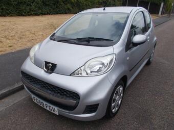 Peugeot 107 Hatchback 1.0 12V Urban Euro 4 3dr