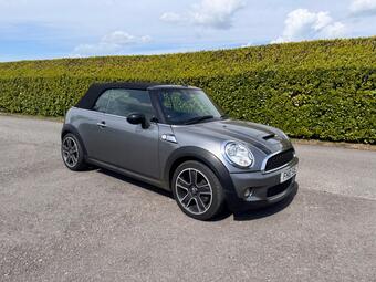MINI Convertible Convertible 1.6 Cooper S Euro 5 (s/s) 2dr