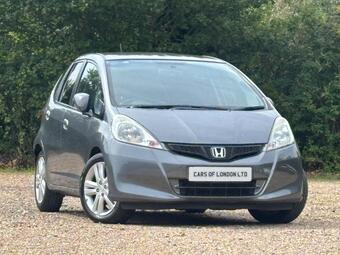 Honda Jazz Hatchback 1.4 i-VTEC ES Plus CVT Euro 5 5dr