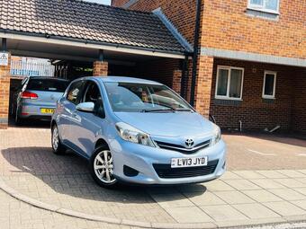 2013 TOYOTA YARIS 1.33 DUAL VVT I TR MULTIDRIVE S EURO 5 5DR 45 PHOTOS... photo