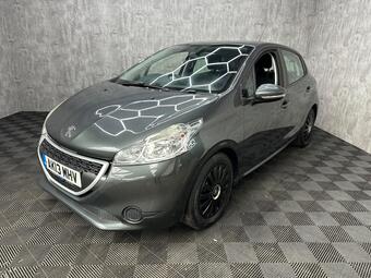 Peugeot 208 Hatchback 1.4 HDi Access+ Euro 5 5dr