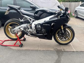 Honda CBR1000RR Fireblade Super Sports 1000