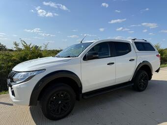 Mitsubishi L200 Pickup 2.4 DI-D DC Challenger Auto 4WD Euro 6 4dr