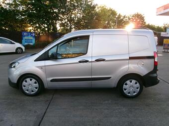 Ford Transit Courier Panel Van 1.5 TDCi Trend L1 Euro 6 5dr