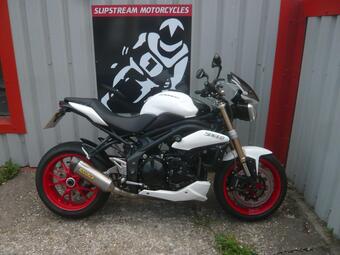 Triumph Speed Triple 1050 Naked 1050 ABS