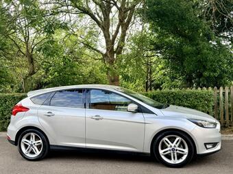 Ford Focus Hatchback 1.0T EcoBoost Titanium Euro 6 (s/s) 5dr