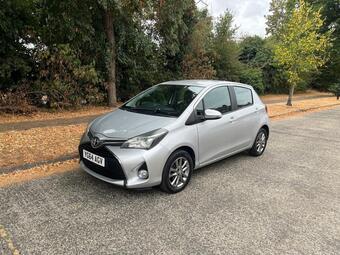 Toyota Yaris Hatchback 1.33 Dual VVT-i Icon Multidrive S Euro 5 5dr
